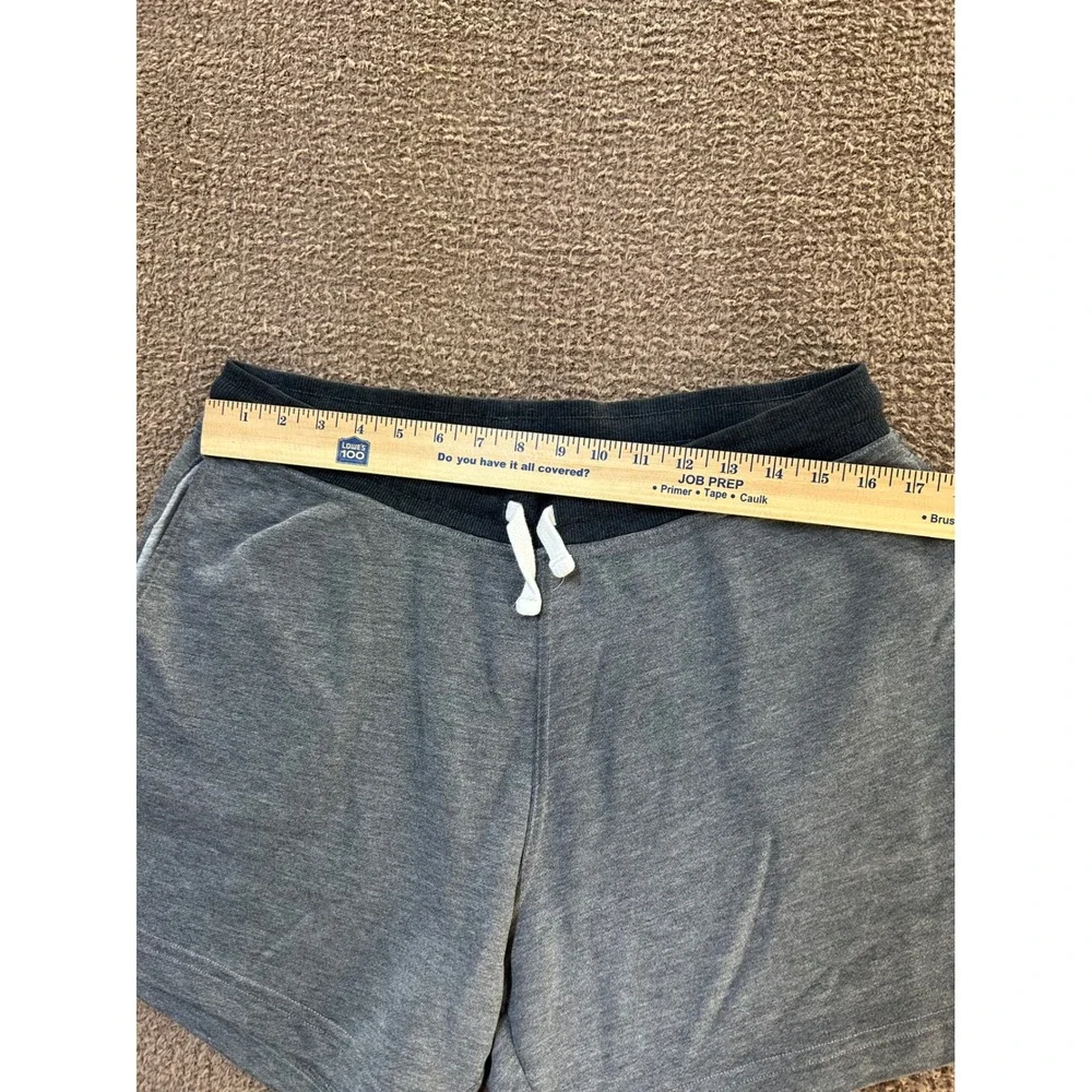 Chubbies Mens Large Gray Sweat Shorts Elastic Waist Lounge Gym 5.5 Inseam